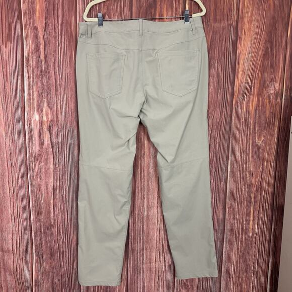 Lululemon ABC Pant Khaki Mens Size 36 x 31 inseam - Picture 3 of 6